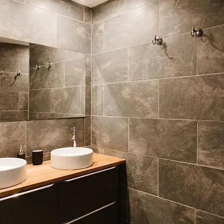 Loft Avec Piscine 6personnes Holiday home *
