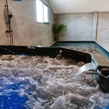 Loft Avec Piscine 6personnes * Lespignan